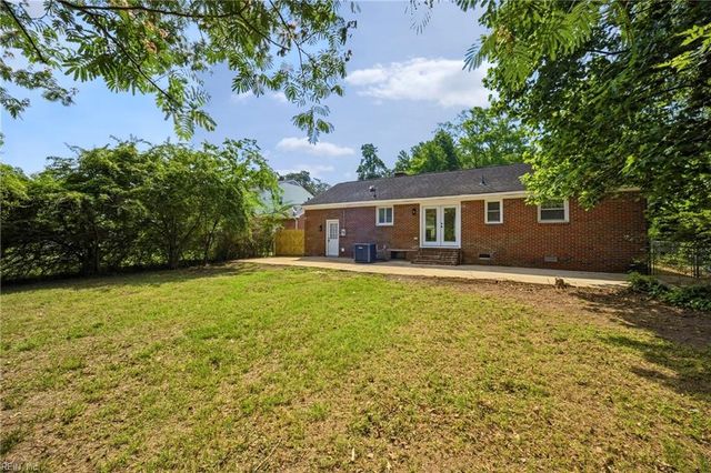 117 Gawain DR, Newport News, VA 23602