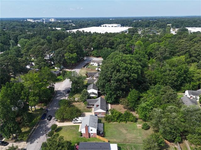 117 Gawain DR, Newport News, VA 23602