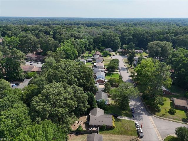 117 Gawain DR, Newport News, VA 23602