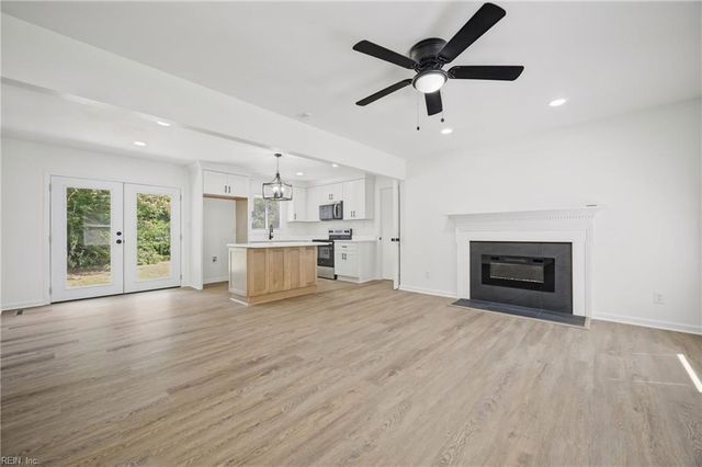 117 Gawain DR, Newport News, VA 23602