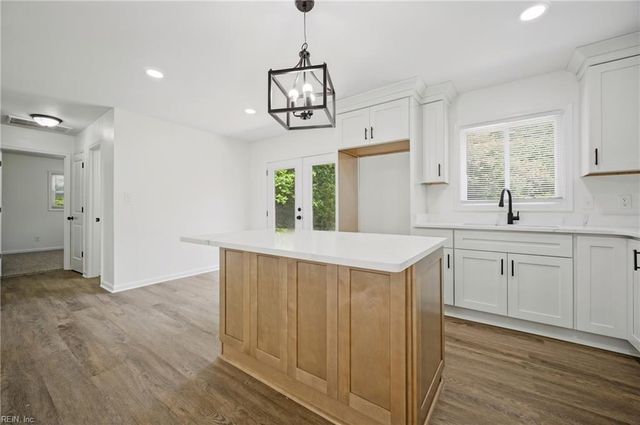 117 Gawain DR, Newport News, VA 23602