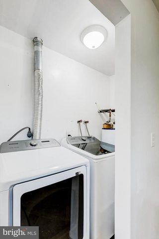 1113 WILLIAMSBURG RD, Lancaster, PA 17603