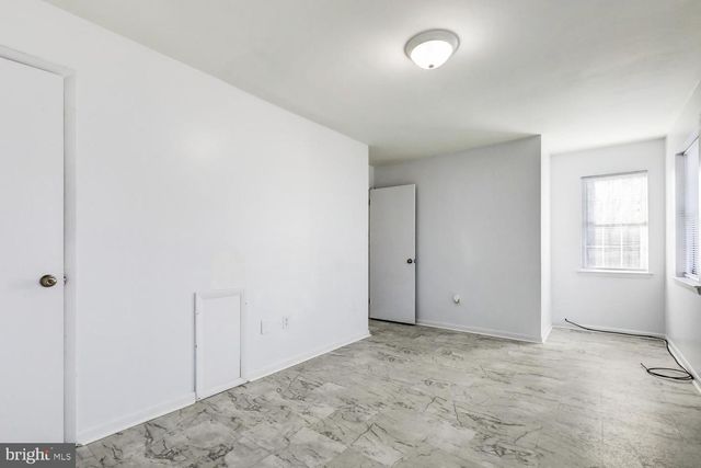 1113 WILLIAMSBURG RD, Lancaster, PA 17603