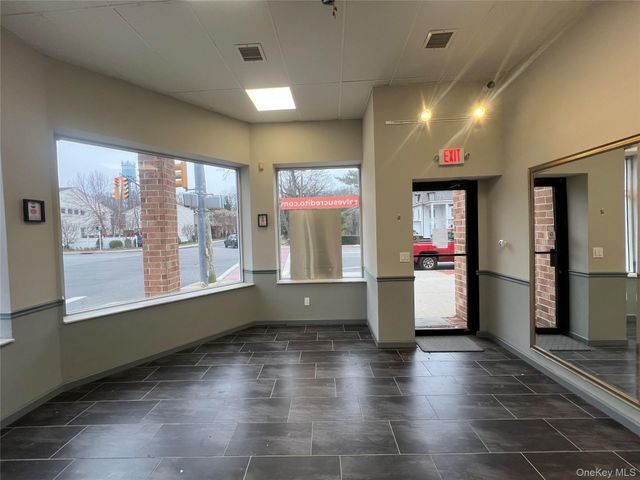 223 Glen Street, Glen Cove, NY 11542