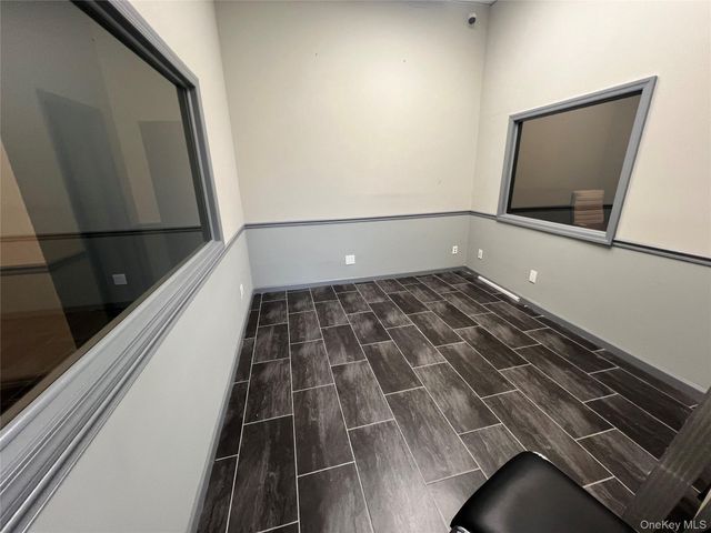 223 Glen Street, Glen Cove, NY 11542