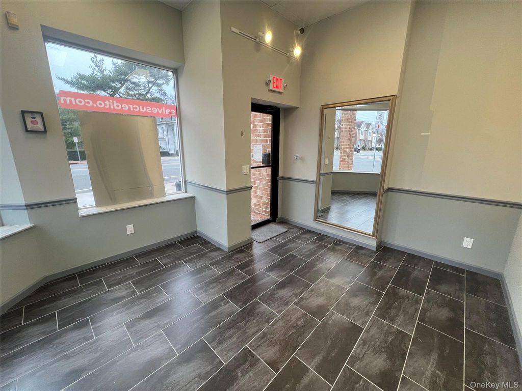 223 Glen Street, Glen Cove, NY 11542