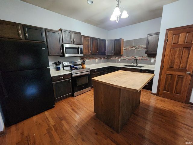 10707 N Jones Gap Road, Edwardsport, IN 47528