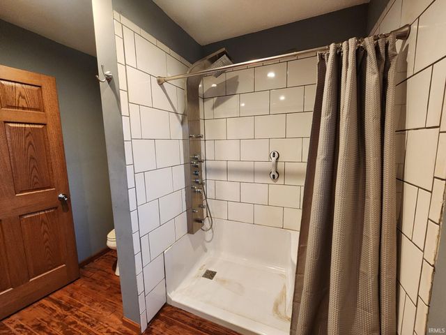 10707 N Jones Gap Road, Edwardsport, IN 47528