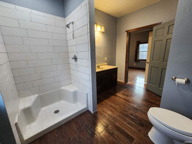 10707 N Jones Gap Road, Edwardsport, IN 47528