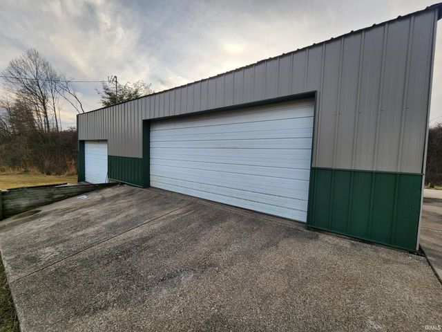 10707 N Jones Gap Road, Edwardsport, IN 47528