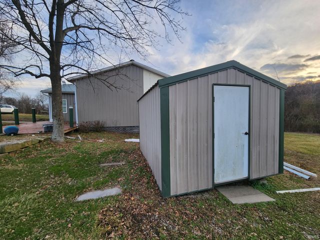 10707 N Jones Gap Road, Edwardsport, IN 47528