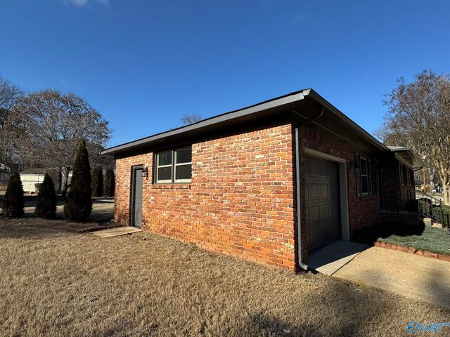 601 Larry Drive, Madison, AL 35758