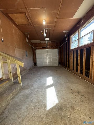 601 Larry Drive, Madison, AL 35758