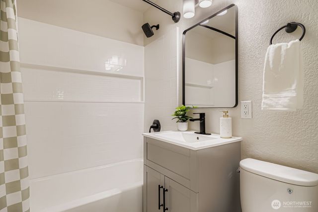 2408 6th Street, Everett, WA 98201