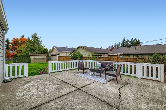2408 6th Street, Everett, WA 98201
