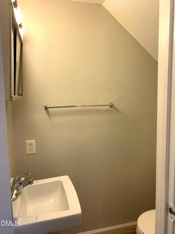 1427 Cherrycrest Drive, Durham, NC 27704
