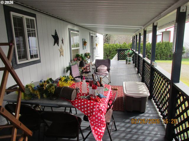 323 EASY St, Sutherlin, OR 97479