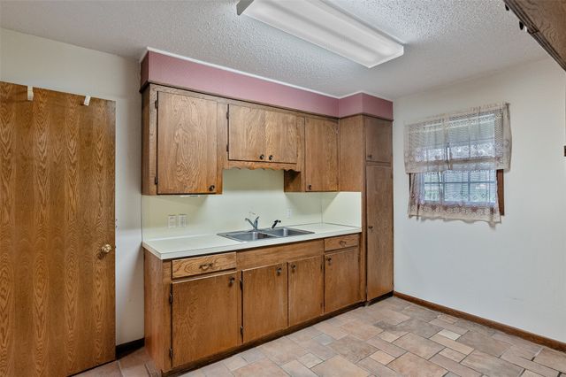 2564 Swan Lake Road, Bossier City, LA 71111
