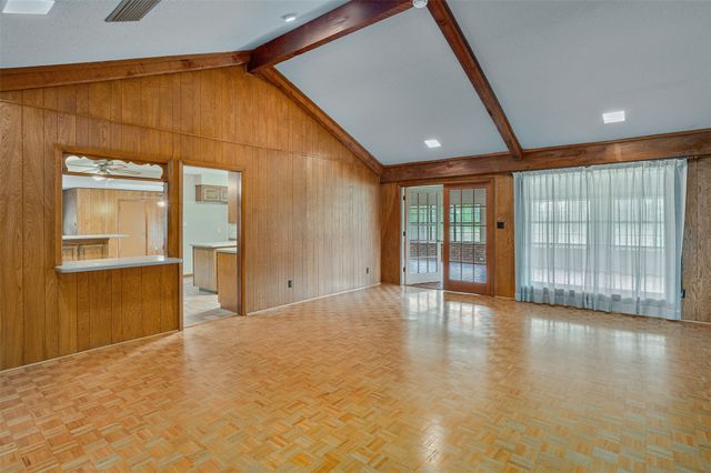 2564 Swan Lake Road, Bossier City, LA 71111