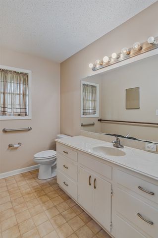 2564 Swan Lake Road, Bossier City, LA 71111
