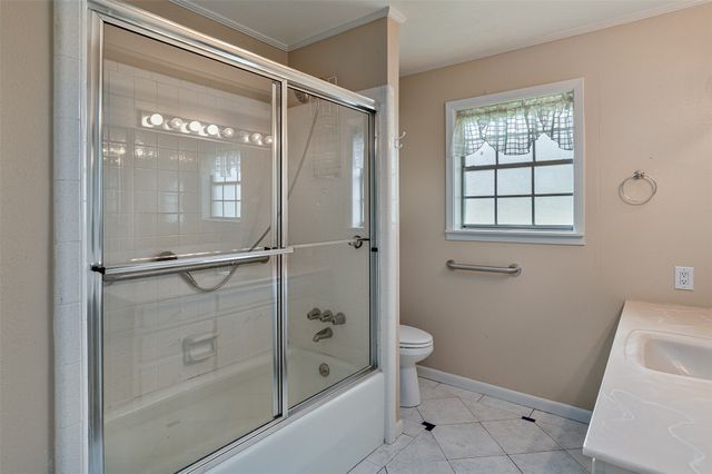 2564 Swan Lake Road, Bossier City, LA 71111