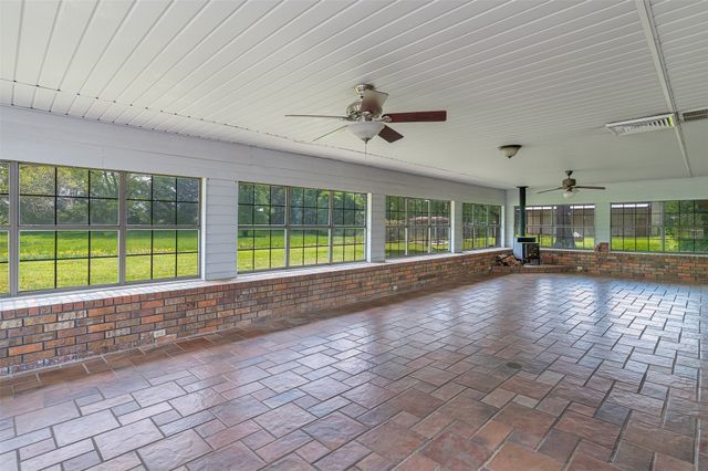 2564 Swan Lake Road, Bossier City, LA 71111