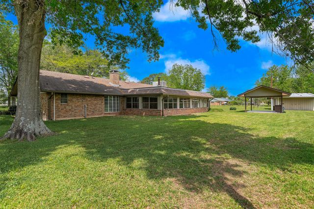 2564 Swan Lake Road, Bossier City, LA 71111