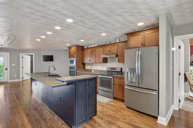 1996 BUCK MOUNTAIN RD, Bentonville, VA 22610