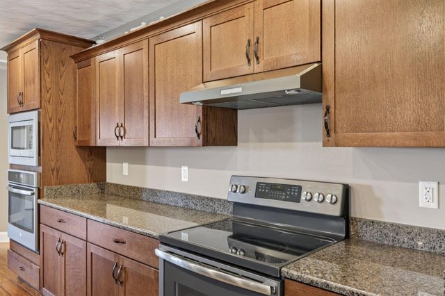 1996 BUCK MOUNTAIN RD, Bentonville, VA 22610