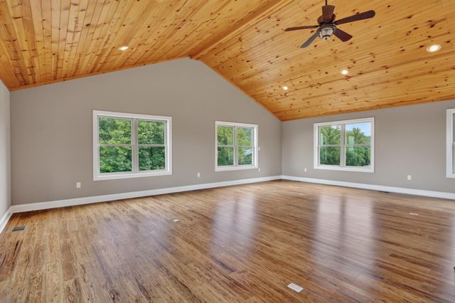 1996 BUCK MOUNTAIN RD, Bentonville, VA 22610