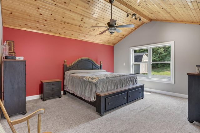 1996 BUCK MOUNTAIN RD, Bentonville, VA 22610
