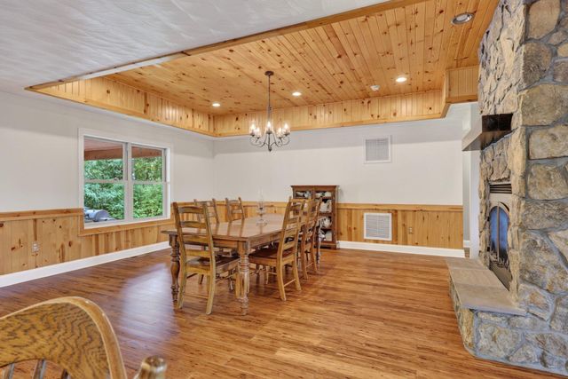 1996 BUCK MOUNTAIN RD, Bentonville, VA 22610