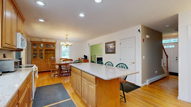 42 Clear Pond Road, Lakeville, MA 02347