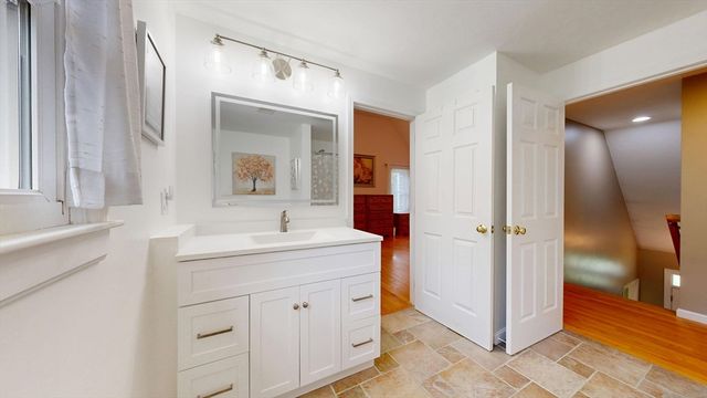 42 Clear Pond Road, Lakeville, MA 02347