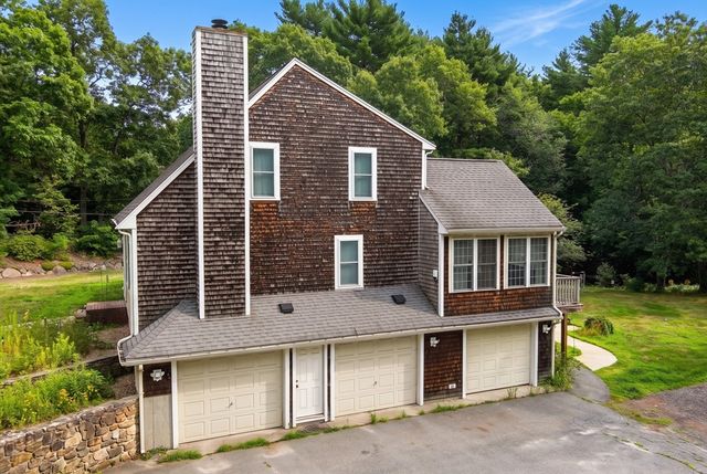 42 Clear Pond Road, Lakeville, MA 02347