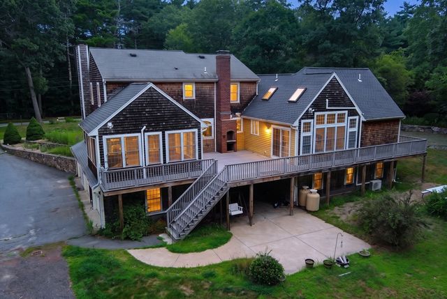 42 Clear Pond Road, Lakeville, MA 02347