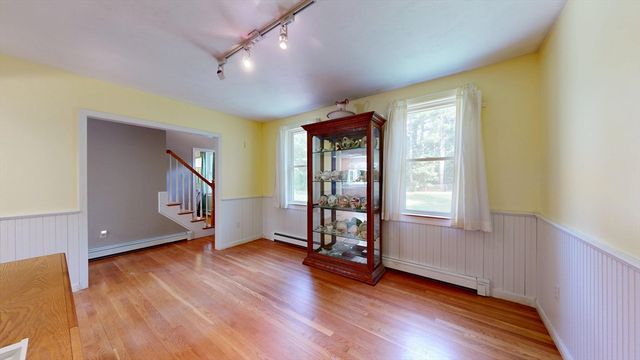 42 Clear Pond Road, Lakeville, MA 02347