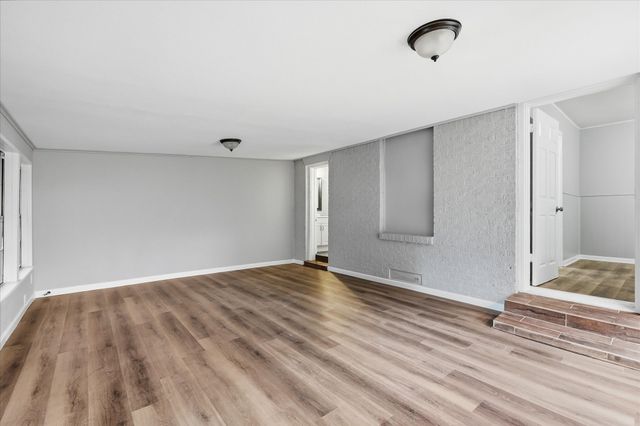 2129 Gaylord Drive, Dallas, TX 75227