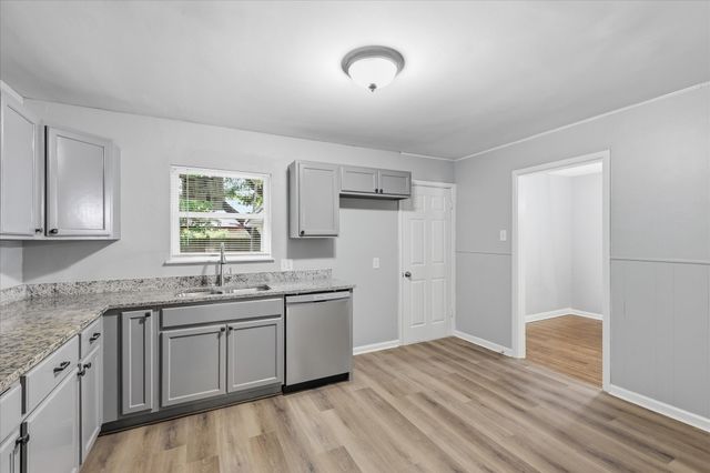 2129 Gaylord Drive, Dallas, TX 75227