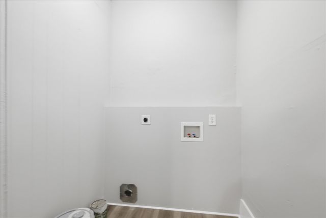 2129 Gaylord Drive, Dallas, TX 75227