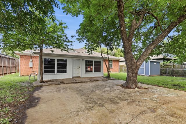 2129 Gaylord Drive, Dallas, TX 75227