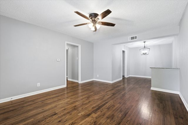 2129 Gaylord Drive, Dallas, TX 75227