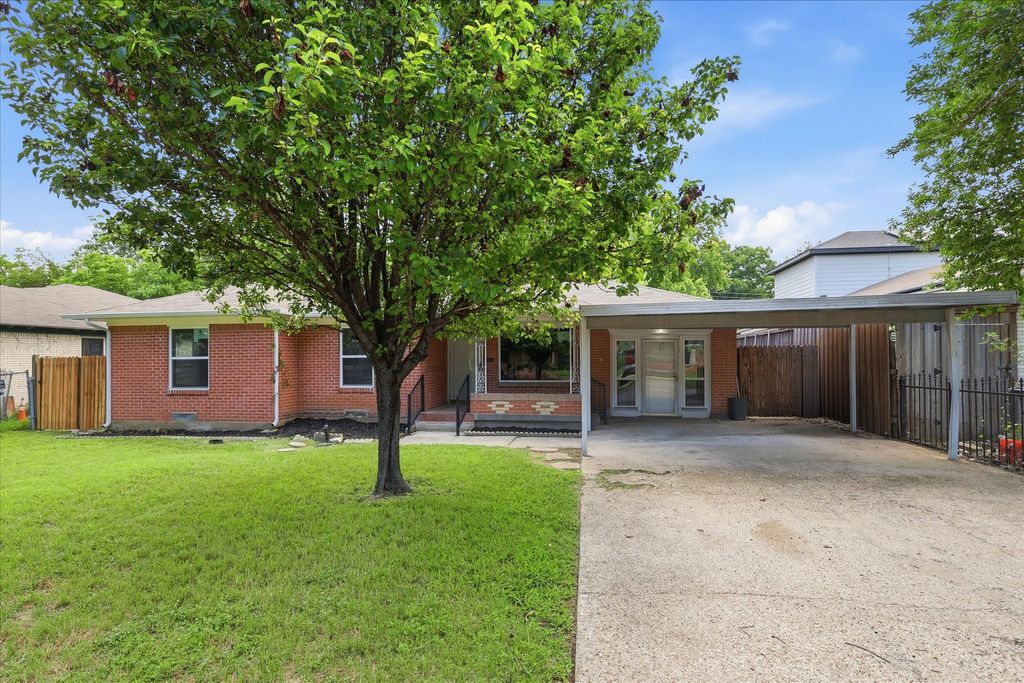 2129 Gaylord Drive, Dallas, TX 75227
