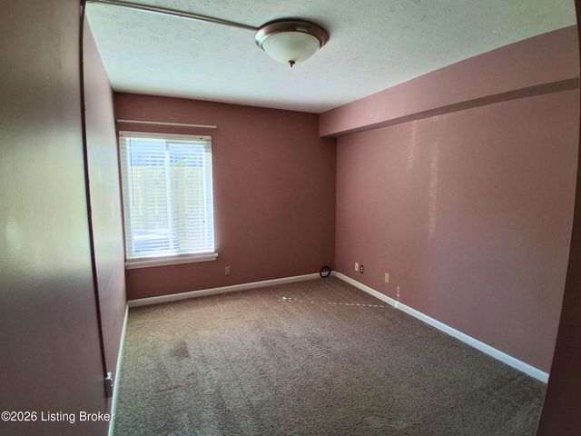 1935 Gardiner Ln H117, Louisville, KY 40205