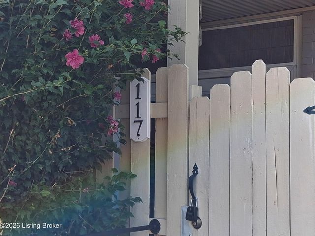 1935 Gardiner Ln H117, Louisville, KY 40205
