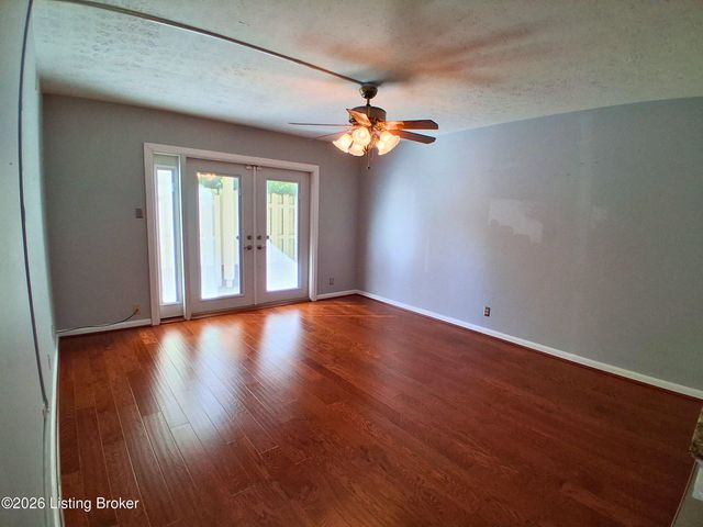1935 Gardiner Ln H117, Louisville, KY 40205