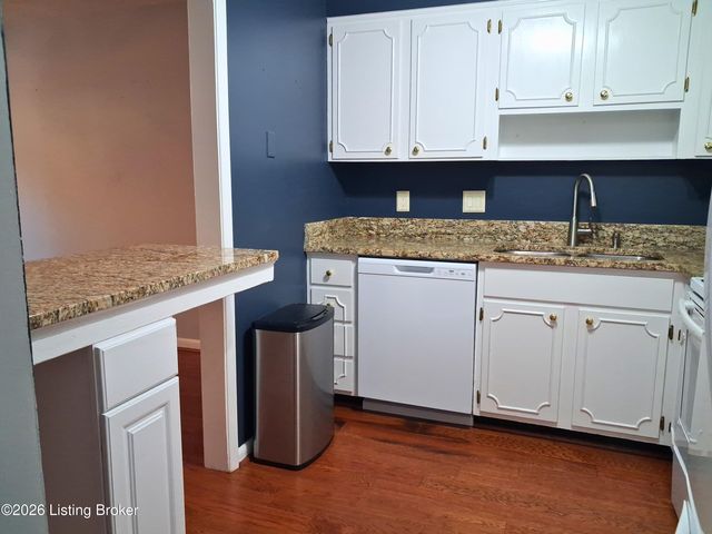 1935 Gardiner Ln H117, Louisville, KY 40205