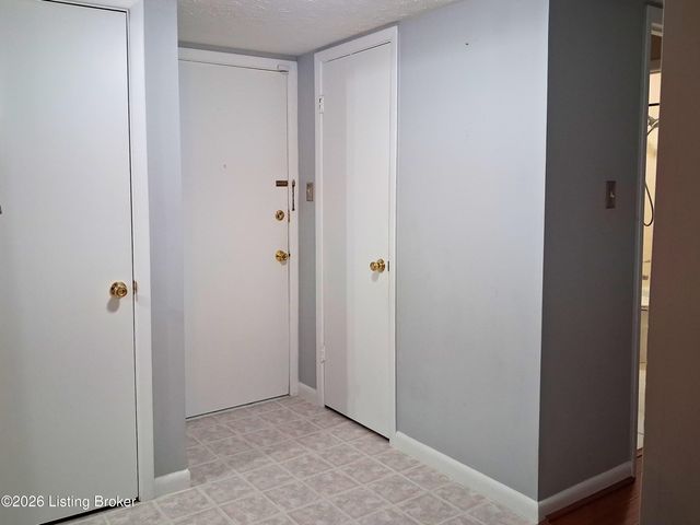1935 Gardiner Ln H117, Louisville, KY 40205