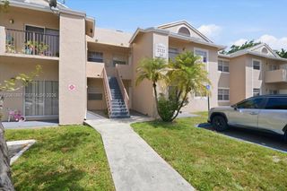 2121 NW 96th Ter 14D, Pembroke Pines, FL 33024