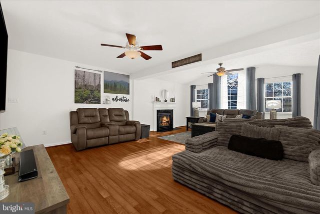 851 N SHORE DR, Glen Burnie, MD 21060